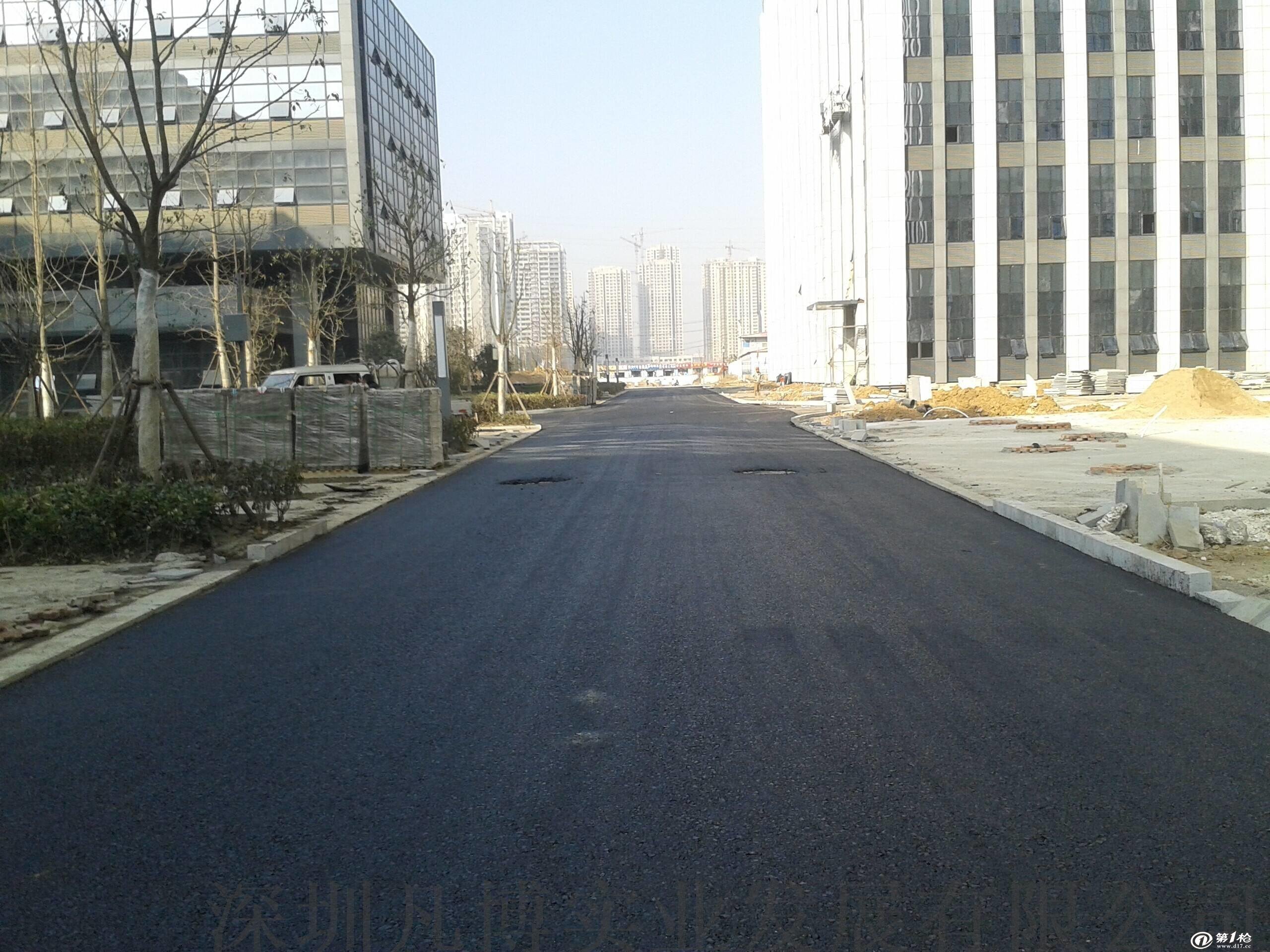深圳路面铺沥青 沥青路面铺路 沥青道路摊铺
